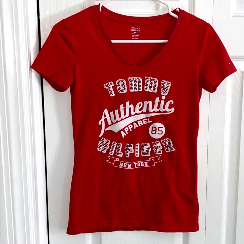 Women’s size XS Tommy Hilfiger v-neck t-shirt
